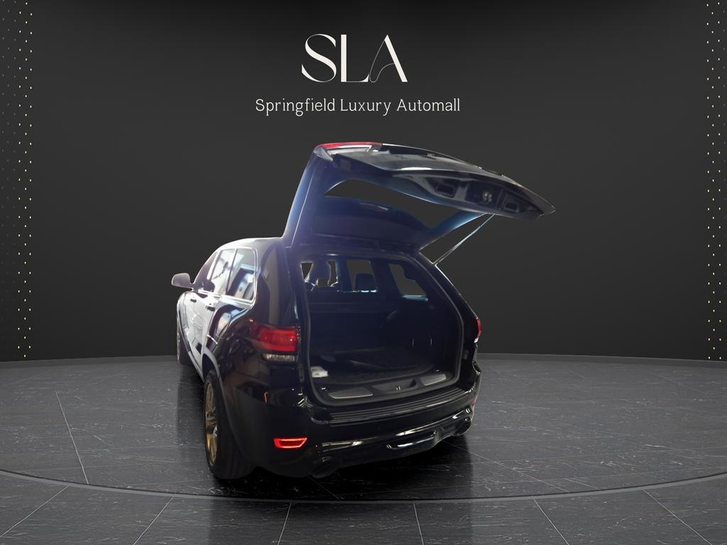 Used 2020 Jeep Grand Cherokee SRT w/ Trailer Tow Group IV AWD/4WD image 8