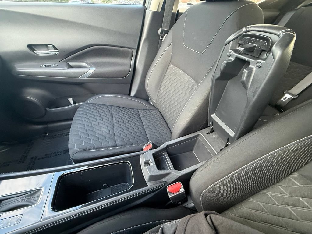 Used 2021 Nissan Kicks SV FWD image 25