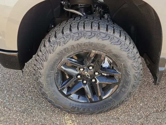 New 2026 Chevrolet Silverado 1500 LT Trail Boss w/ Convenience Package II AWD/4WD image 7