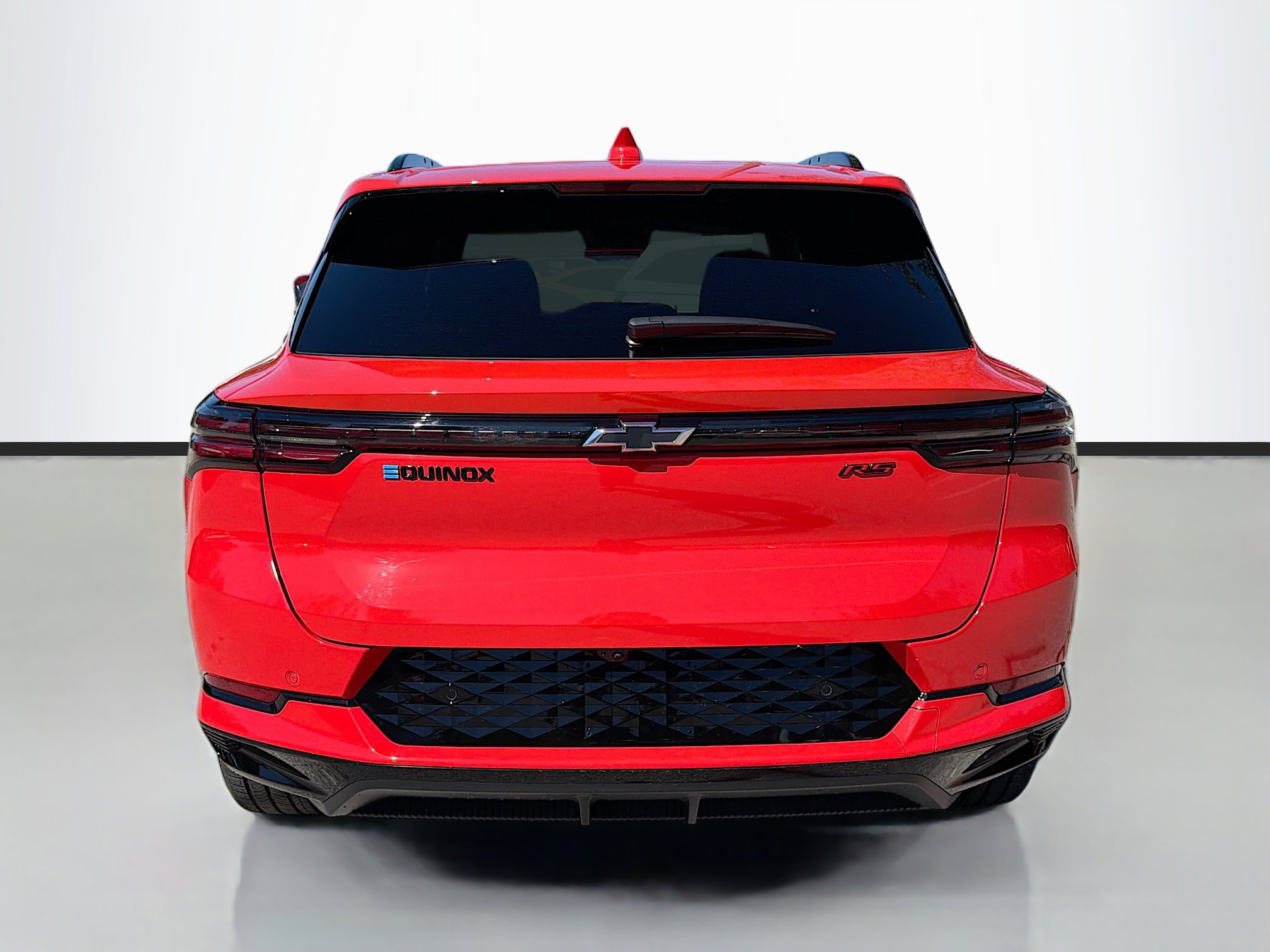 Used 2025 Chevrolet Equinox EV RS image 4