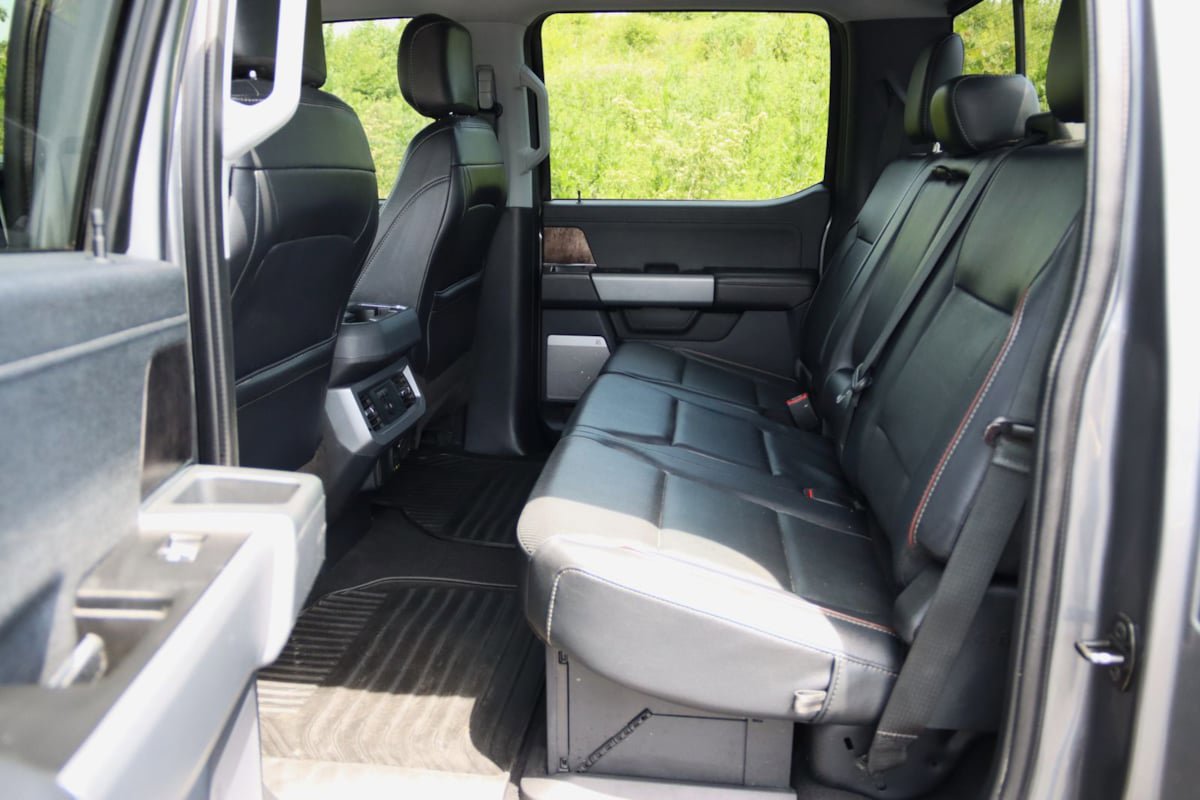 Used 2023 Ford F450 Lariat w/ Lariat Ultimate Package AWD/4WD image 51