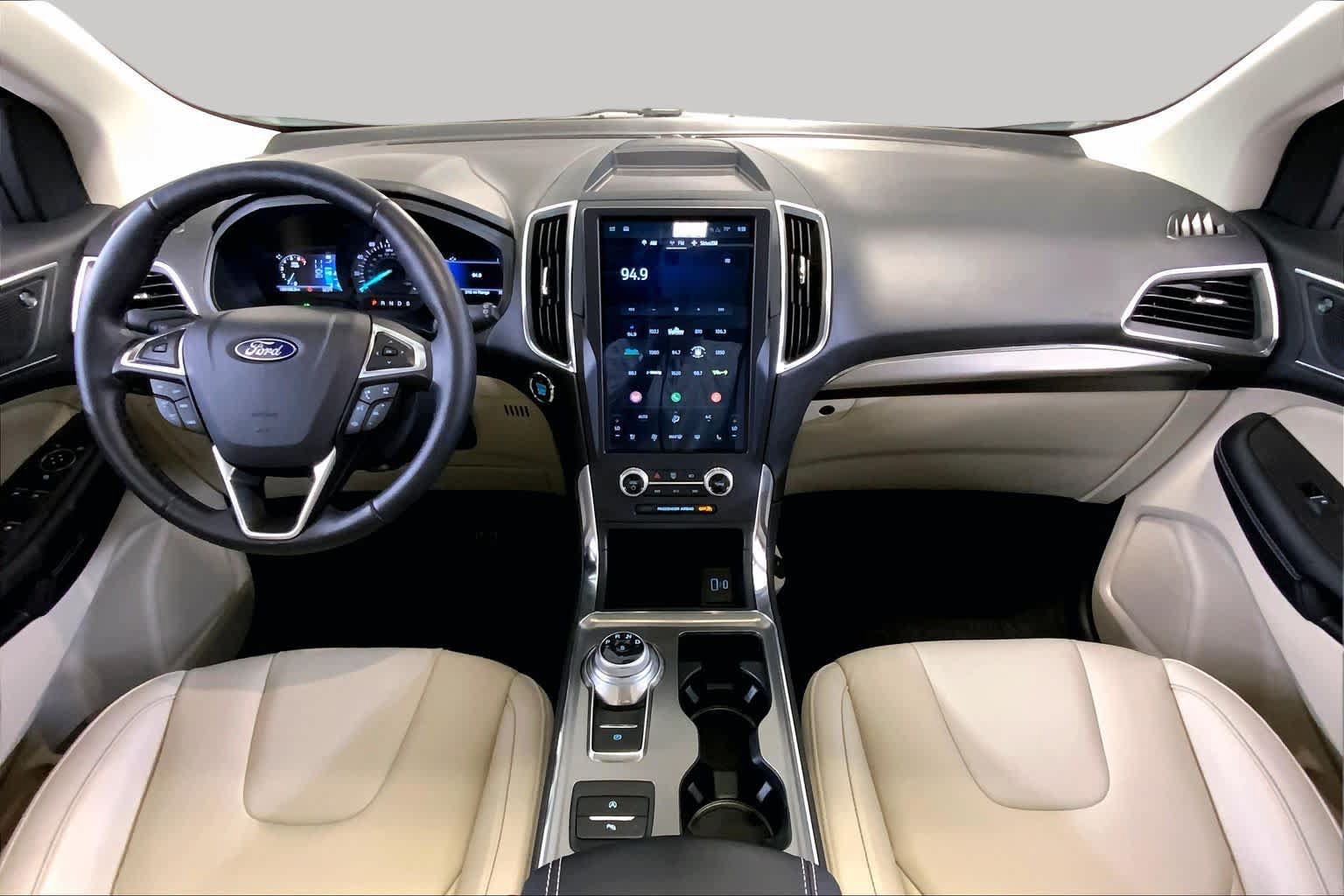 Used 2022 Ford Edge Titanium AWD/4WD image 15