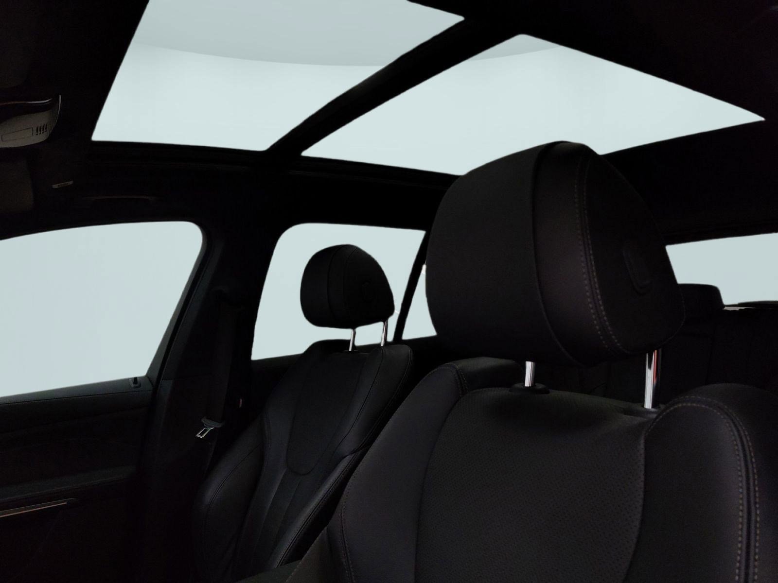 Used 2021 BMW X5 xDrive40i w/ M Sport Package image 13