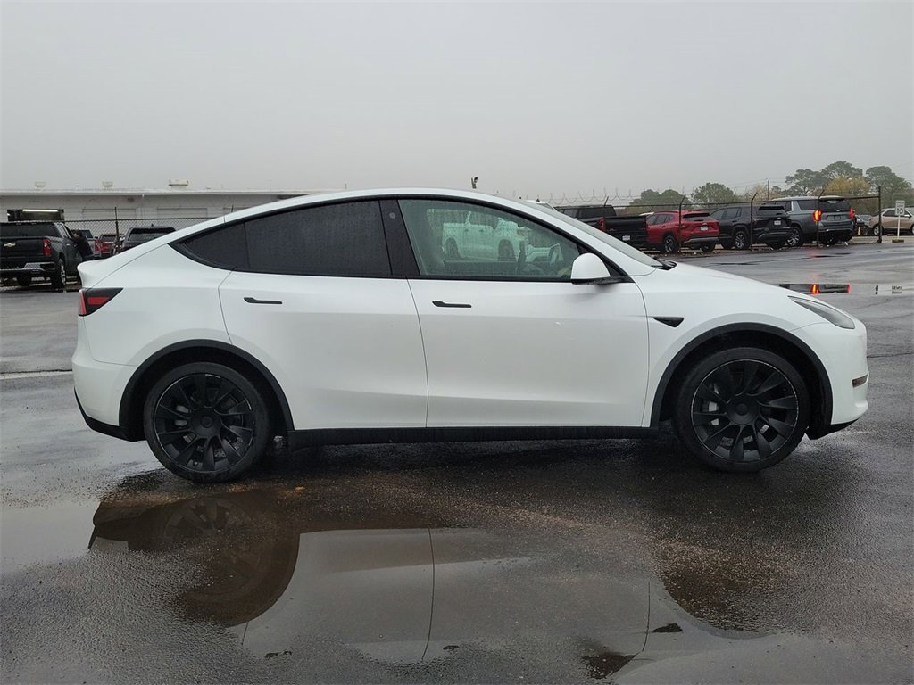 Used 2021 Tesla Model Y 2WD image 15