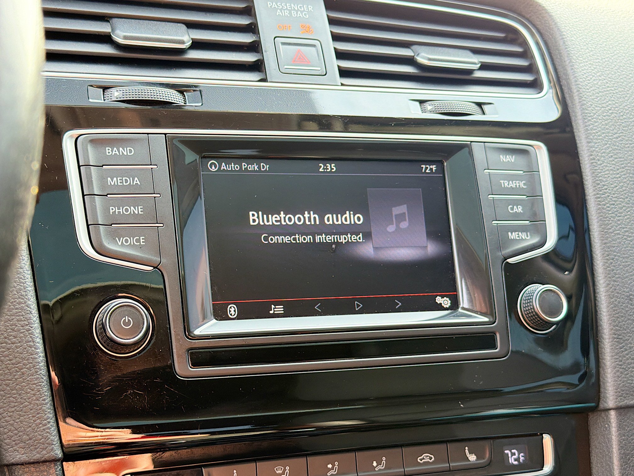 Used 2015 Volkswagen Golf TDI SEL image 9