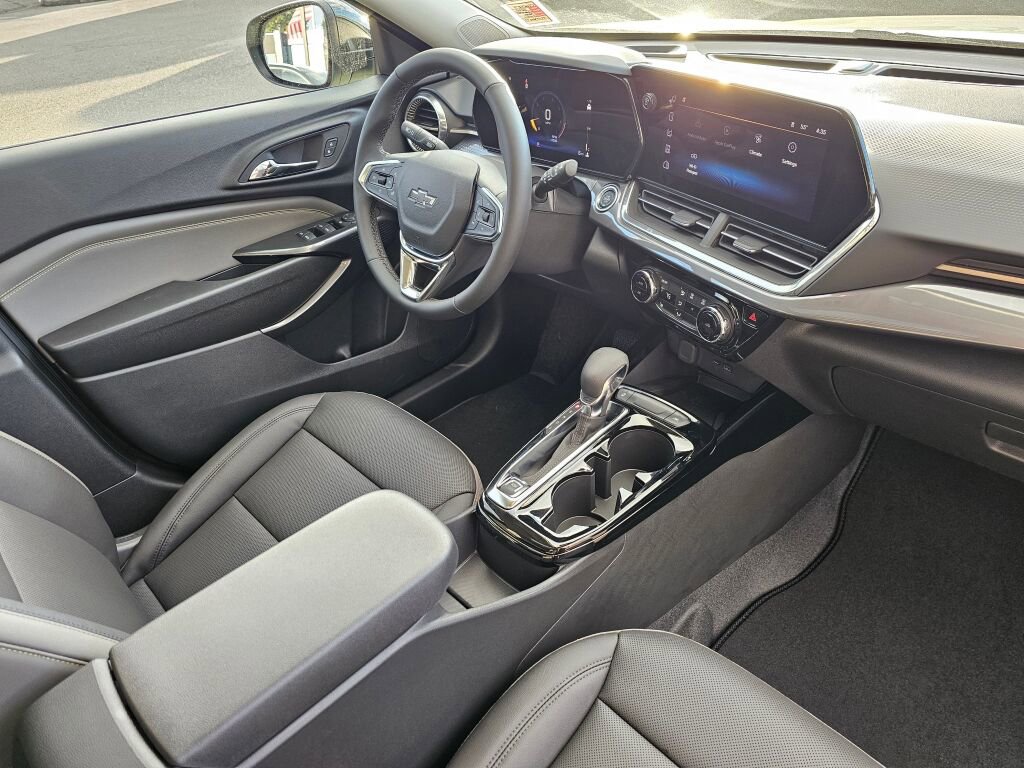 New 2026 Chevrolet Trax ACTIV w/ Sunroof Package image 29
