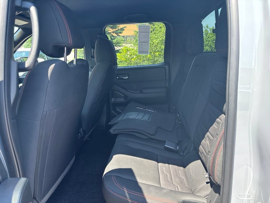 Used 2023 Nissan Frontier PRO-4X w/ Pro Convenience Package AWD/4WD image 12