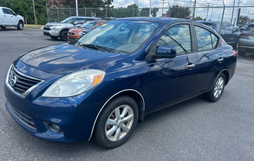 Used 2012 Nissan Versa SL w/ SL Tech Pkg