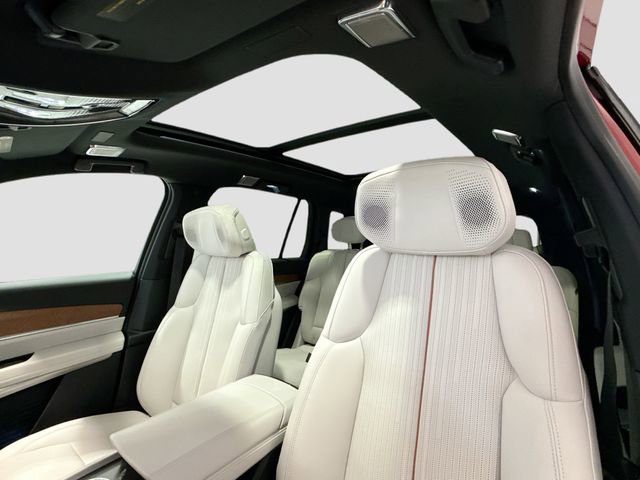 New 2026 Cadillac Vistiq Sport image 20