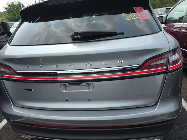 Used 2021 Lincoln Nautilus Reserve AWD/4WD image 8