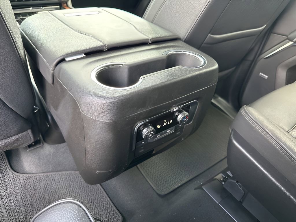 Certified 2025 GMC Yukon Denali AWD/4WD image 22