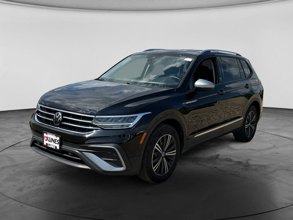 Used 2024 Volkswagen Tiguan Wolfsburg Edition AWD/4WD image 5