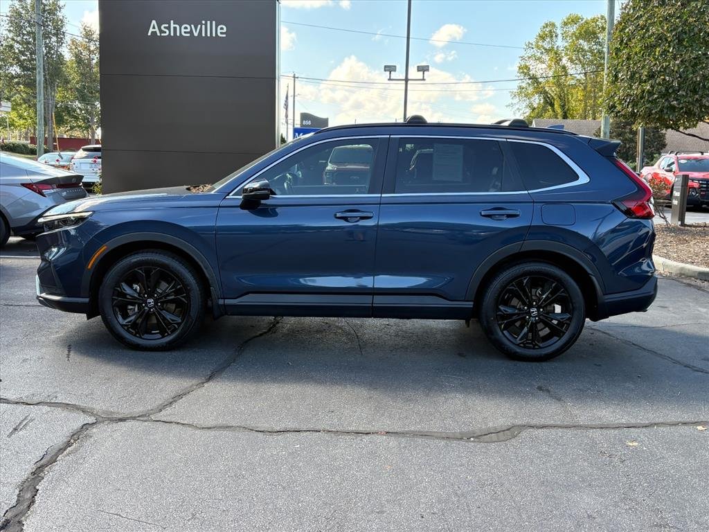 Used 2024 Honda CR-V Sport Touring image 3