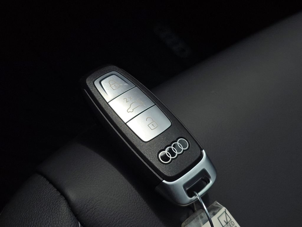 Certified 2026 Audi Q3 quattro 2.0T AWD/4WD image 40