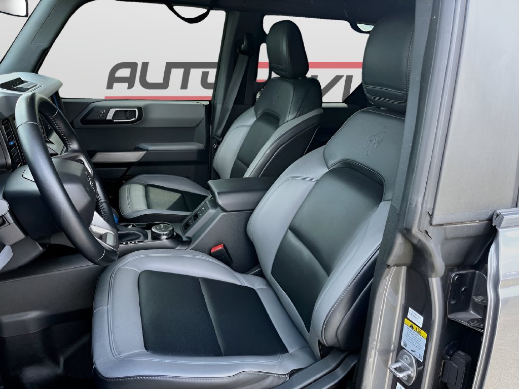 Used 2023 Ford Bronco Black Diamond AWD/4WD image 21