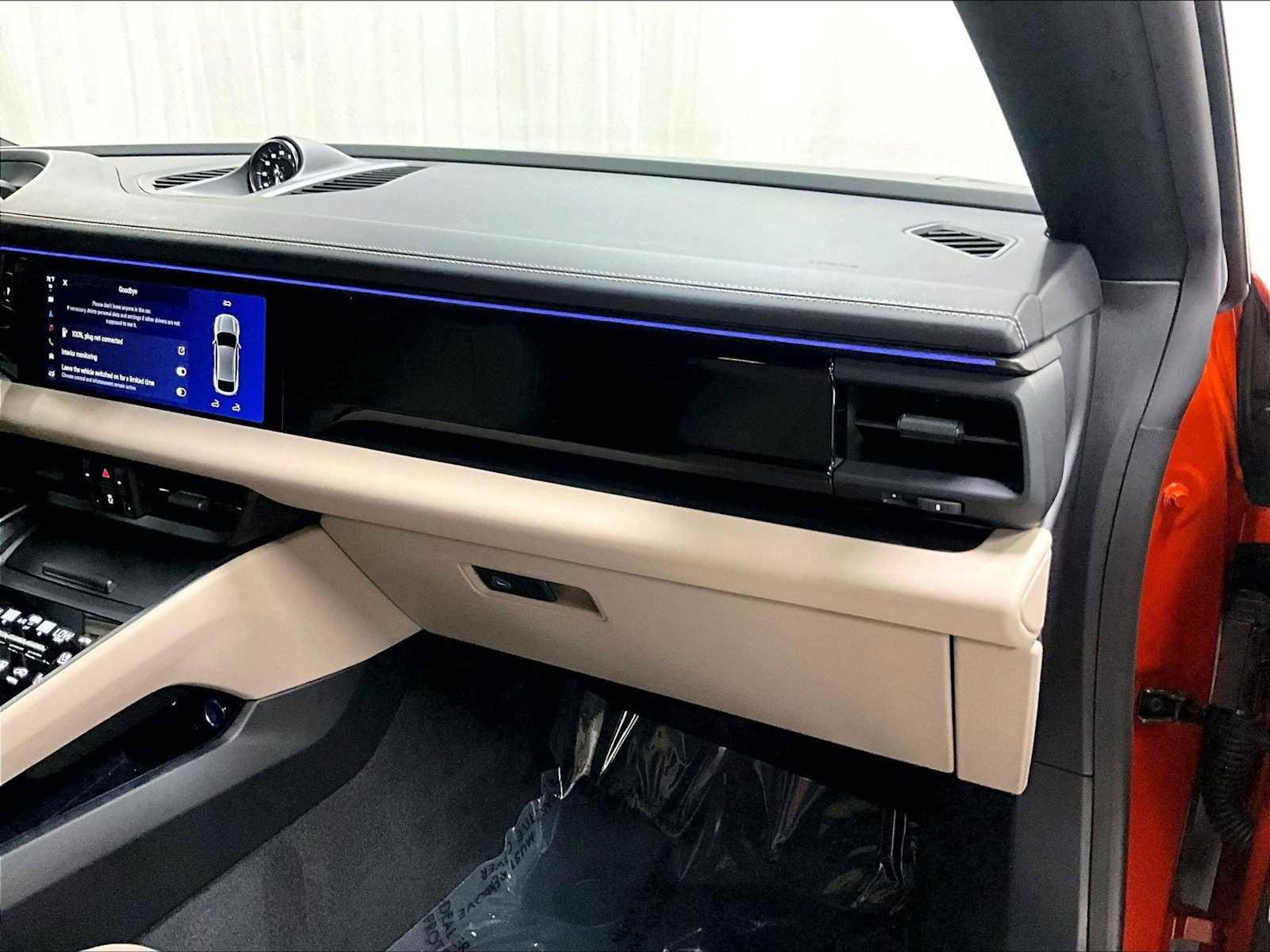 Used 2025 Porsche Macan Electric image 28