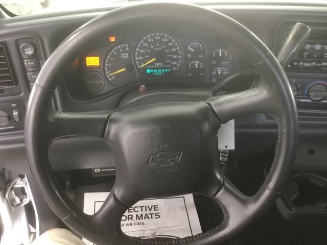 Used 2000 Chevrolet Silverado 1500 LS w/ Firm Ride Suspension Pkg AWD/4WD image 23