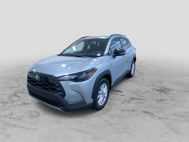 Used 2026 Toyota Corolla Cross LE FWD image 6