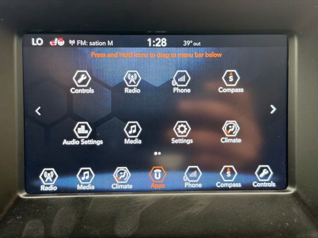 Used 2018 Jeep Compass Latitude w/ Popular Equipment Group image 37