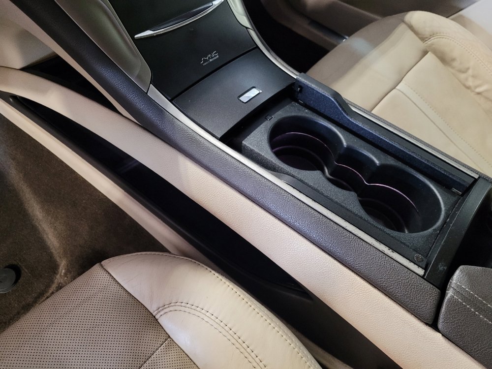 Used 2013 Lincoln MKZ FWD image 26