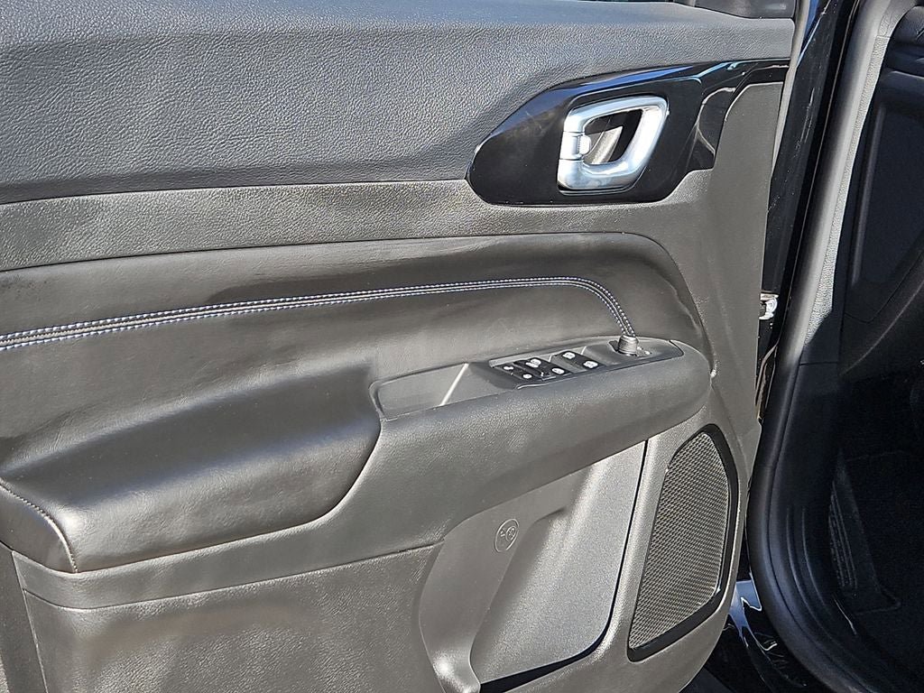 New 2026 Jeep Compass Latitude image 21
