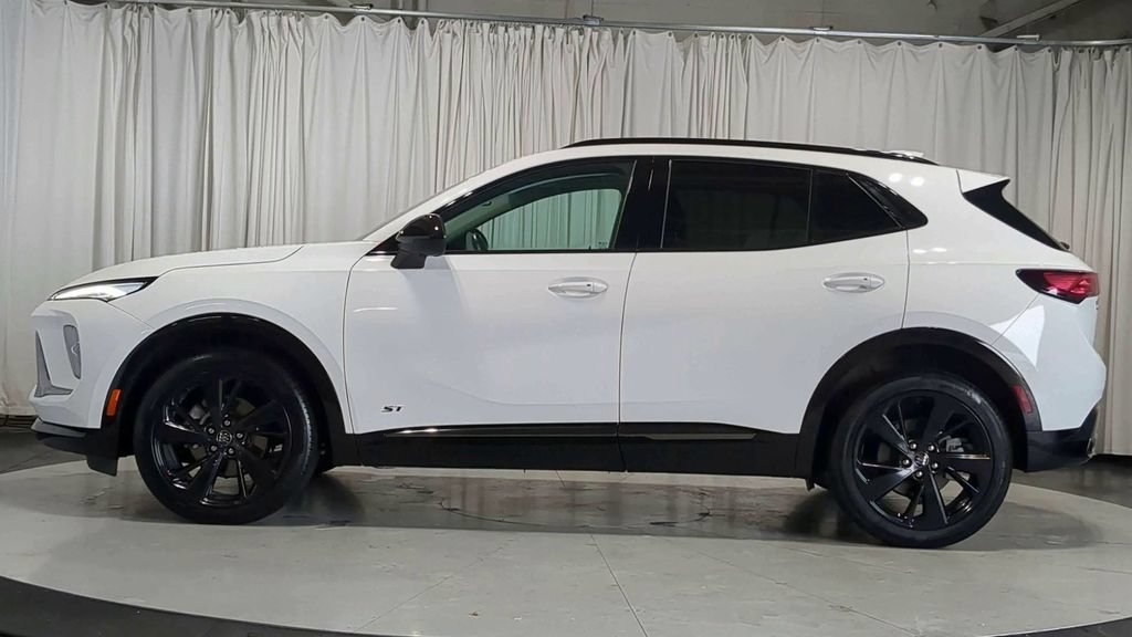 Used 2024 Buick Envision Sport Touring AWD/4WD image 5