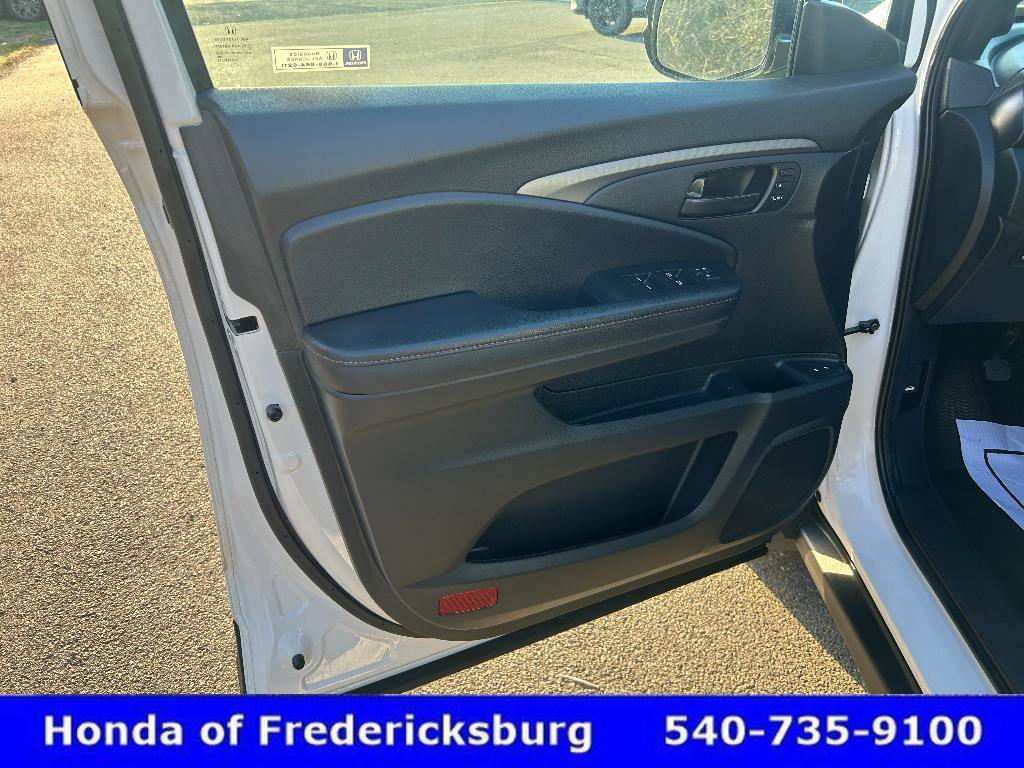 Certified 2023 Honda Passport TrailSport image 10