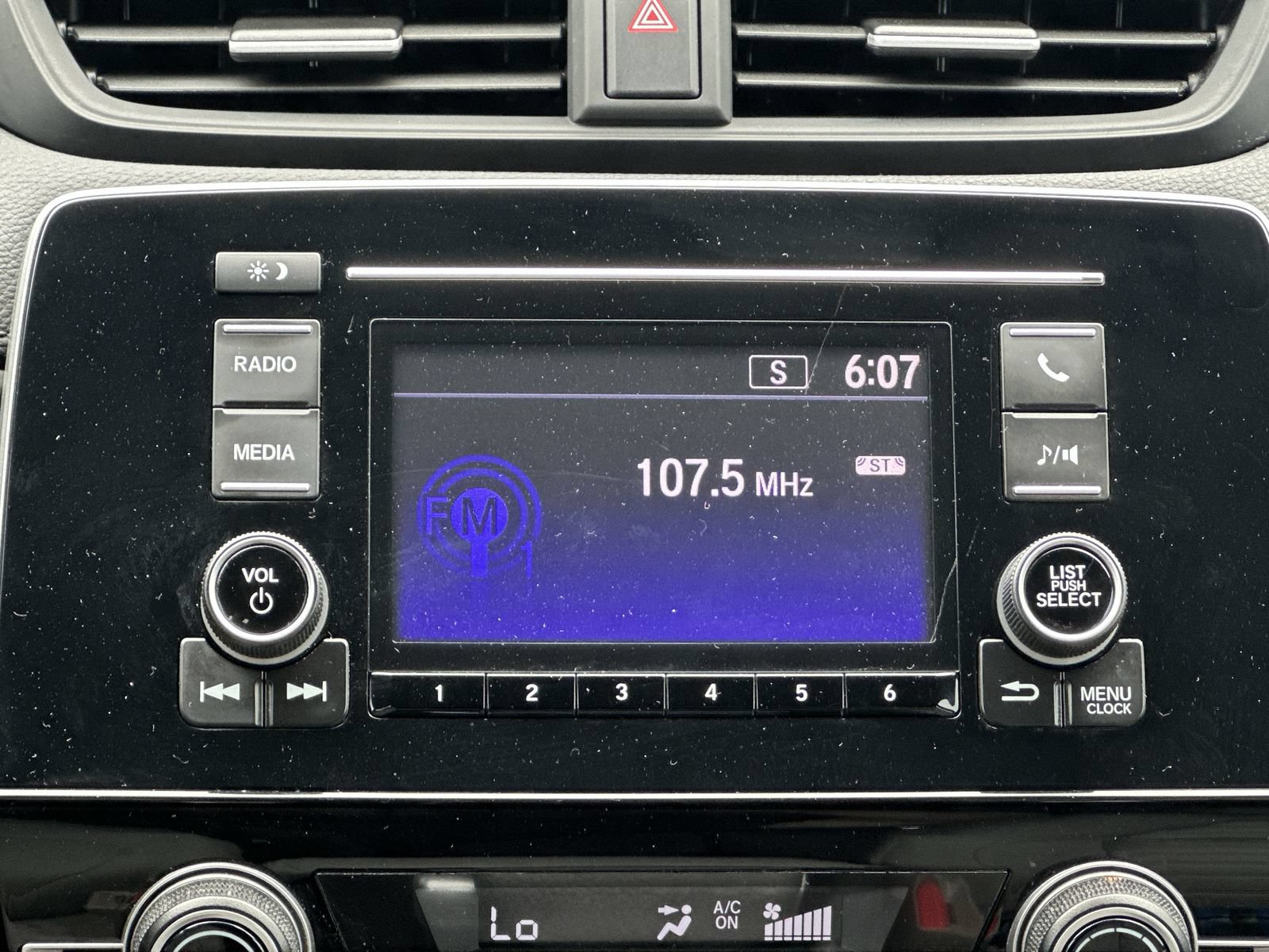 Used 2020 Honda CR-V LX image 26