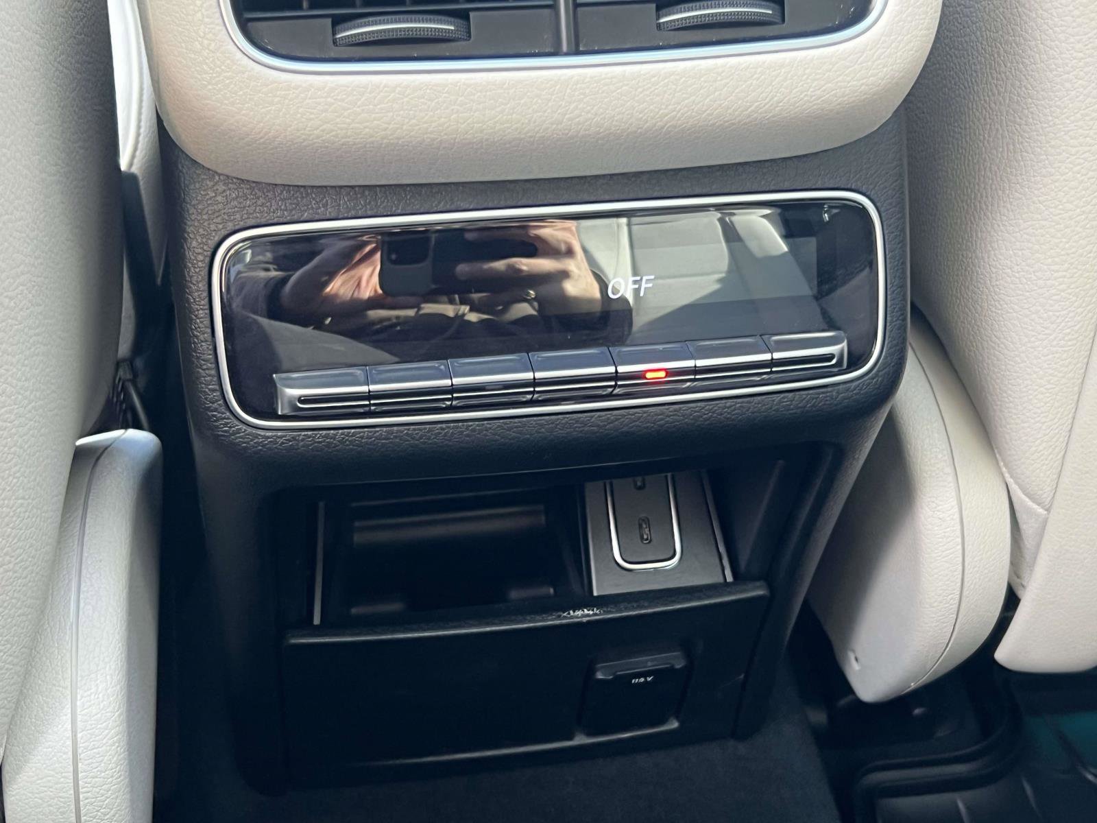 Certified 2022 Mercedes-Benz GLS 450 4MATIC image 35