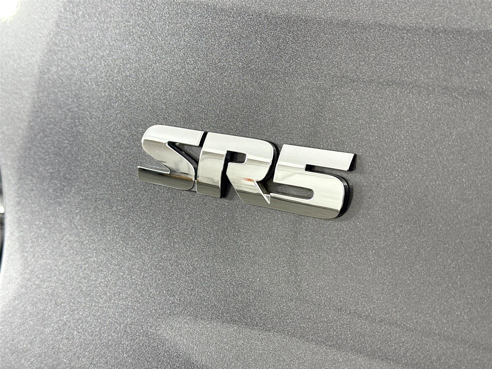 Certified 2022 Toyota 4Runner SR5 Premium w/ Moonroof Package image 15