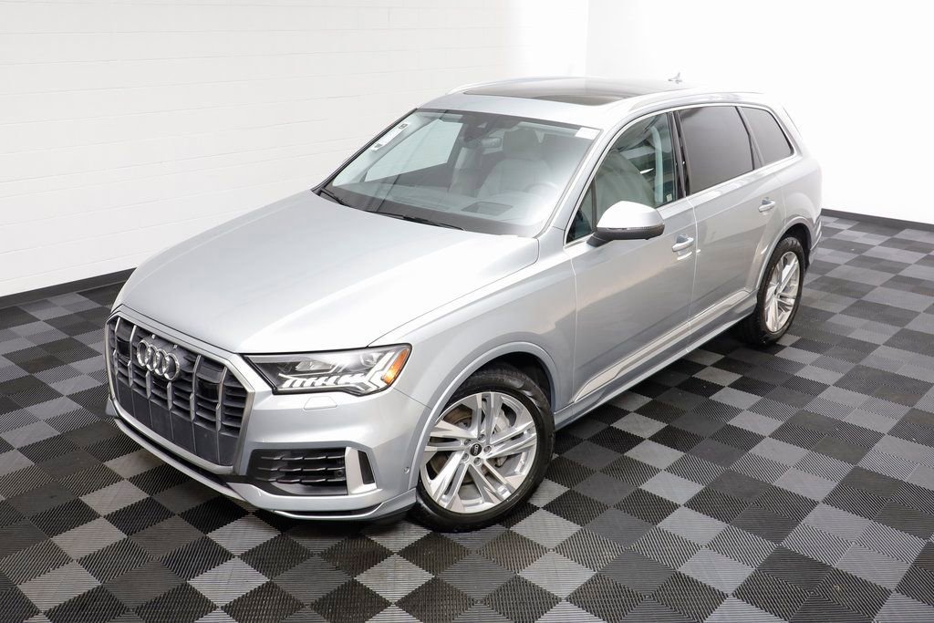Used 2023 Audi Q7 3.0T Prestige image 2