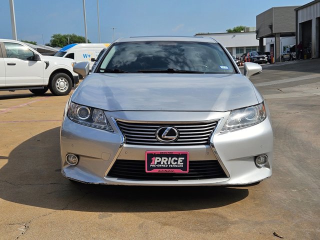 Used 2014 Lexus ES 350 w/ Premium Package FWD image 2