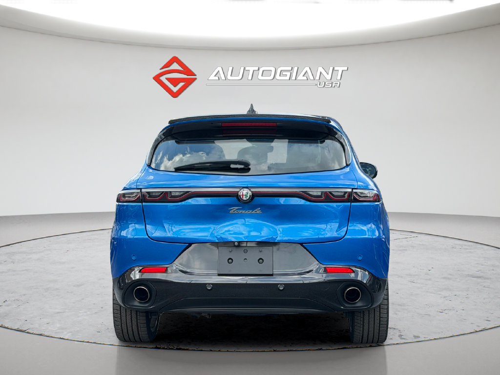 Used 2024 Alfa Romeo Tonale Veloce AWD/4WD image 5