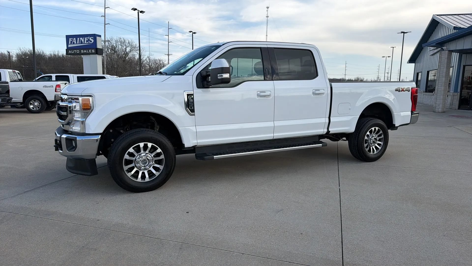 Used 2020 Ford F350 Lariat w/ Lariat Value Package AWD/4WD image 7