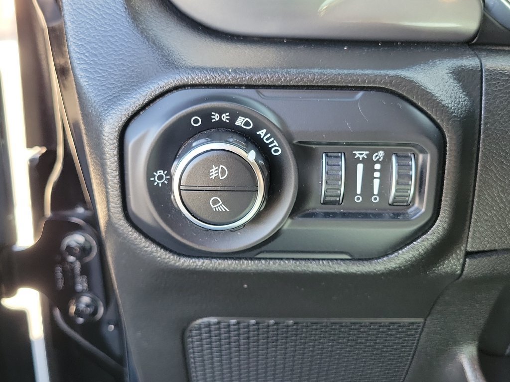 Used 2022 Jeep Gladiator Overland AWD/4WD image 20