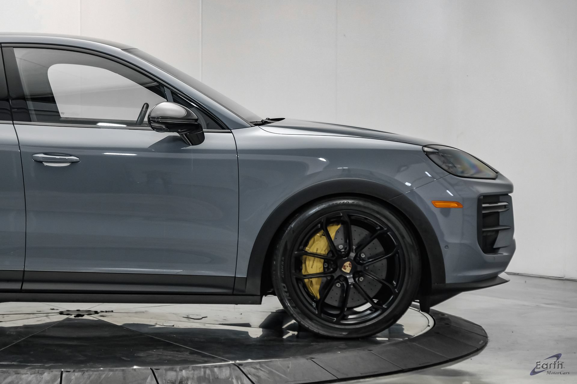 Used 2024 Porsche Cayenne Turbo GT AWD/4WD image 22