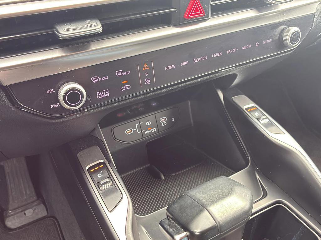 Used 2024 Kia Sorento X-Line EX AWD/4WD image 39