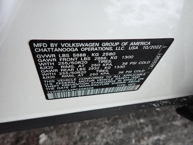 Used 2023 Volkswagen Atlas Cross Sport SE image 28