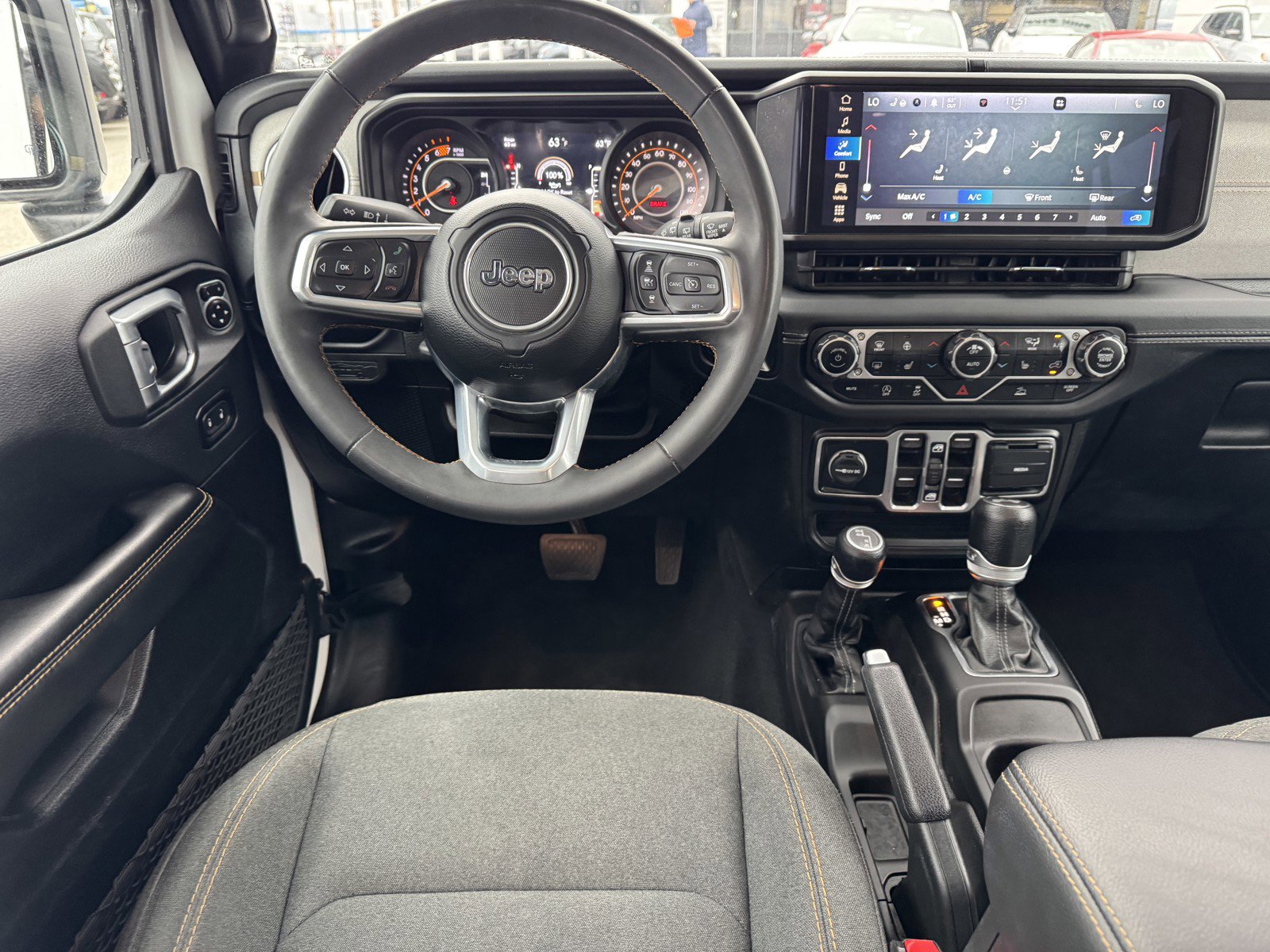 Certified 2024 Jeep Wrangler Unlimited Sahara image 15