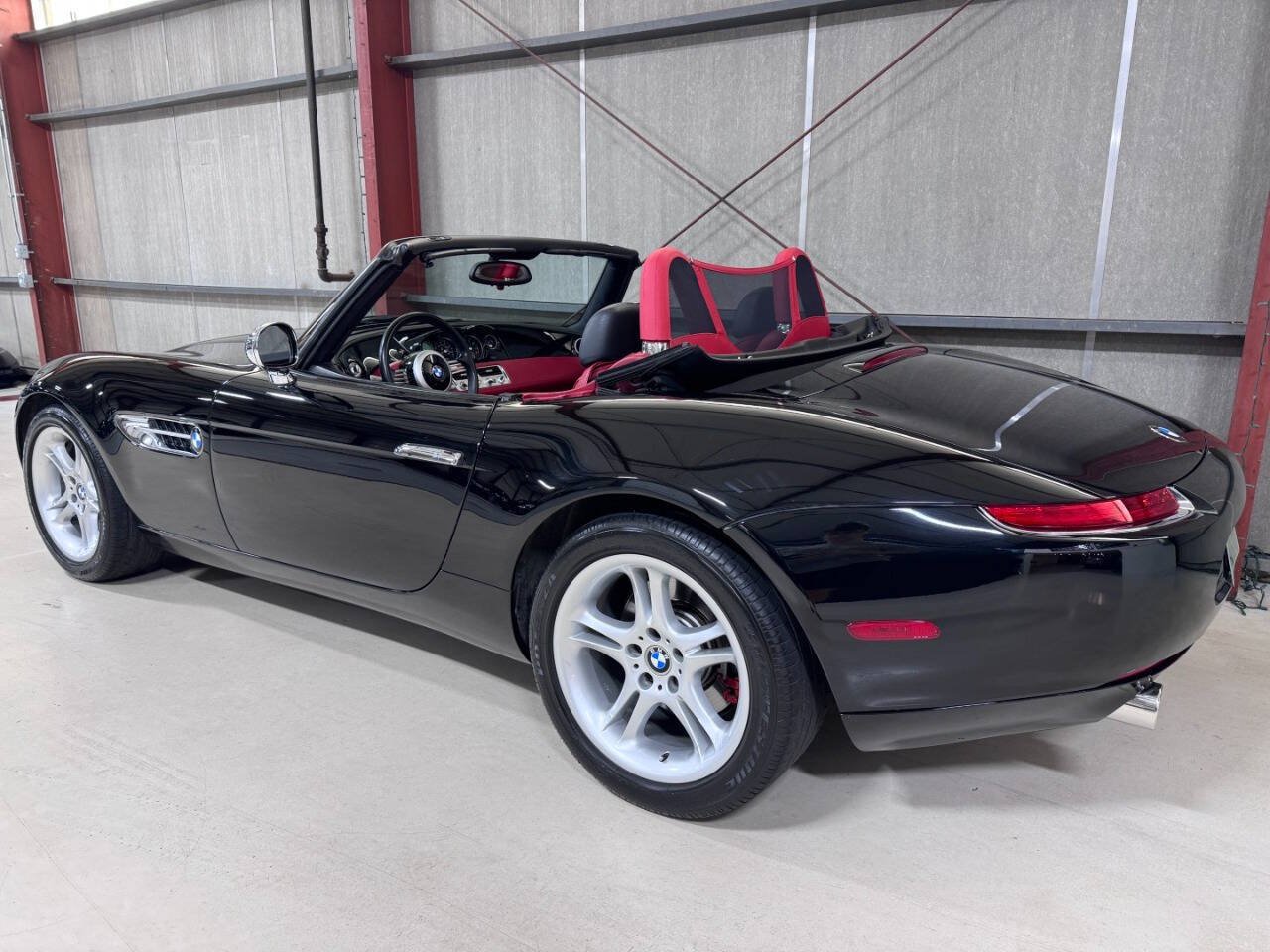 Used 2002 BMW Z8 RWD image 8