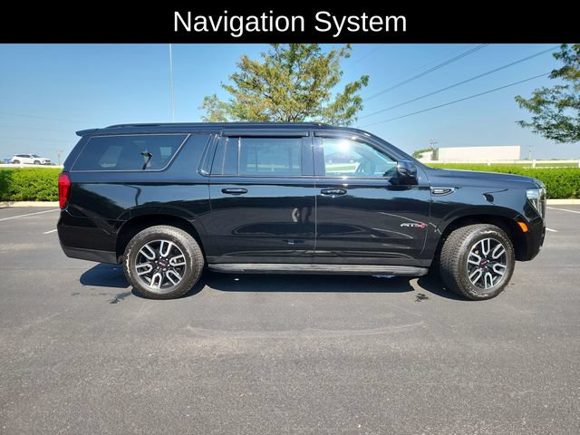 Used 2024 GMC Yukon XL AT4 w/ Technology Package AWD/4WD image 10