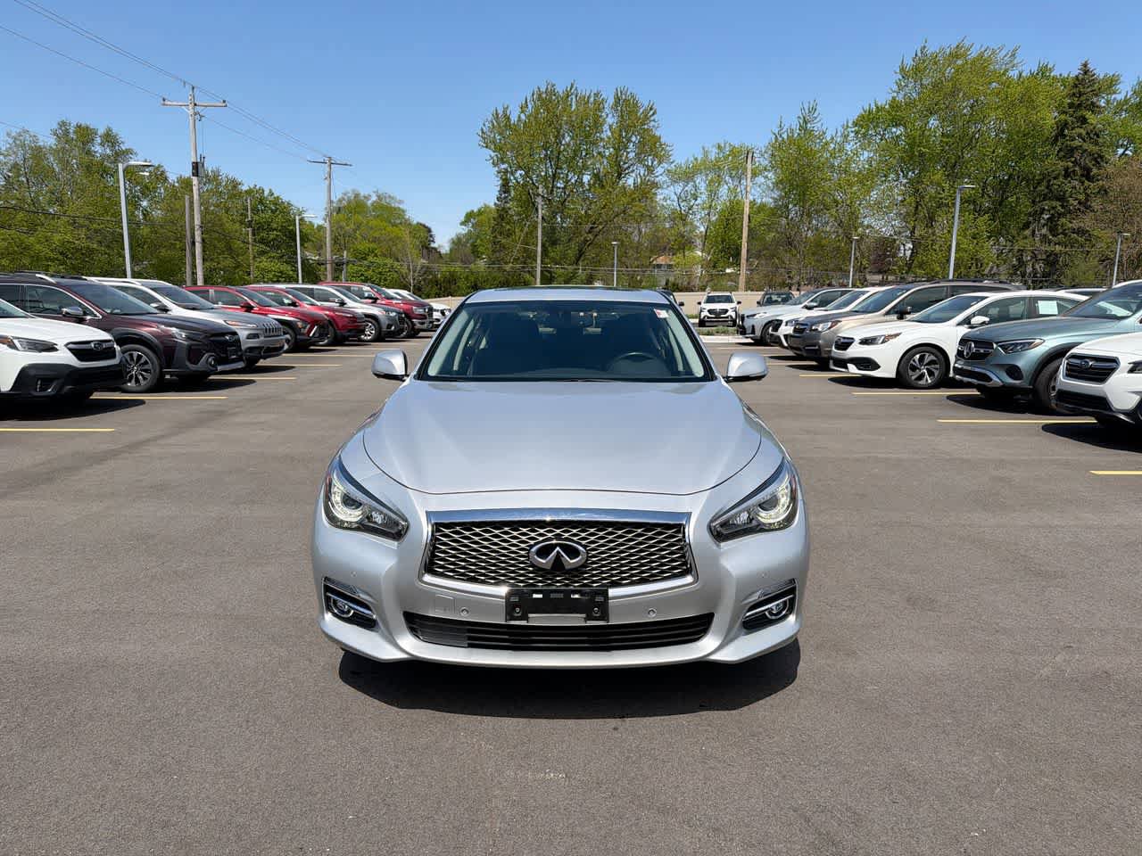 Used 2016 INFINITI Q50 Premium w/ Driver Assistance Package AWD/4WD image 16