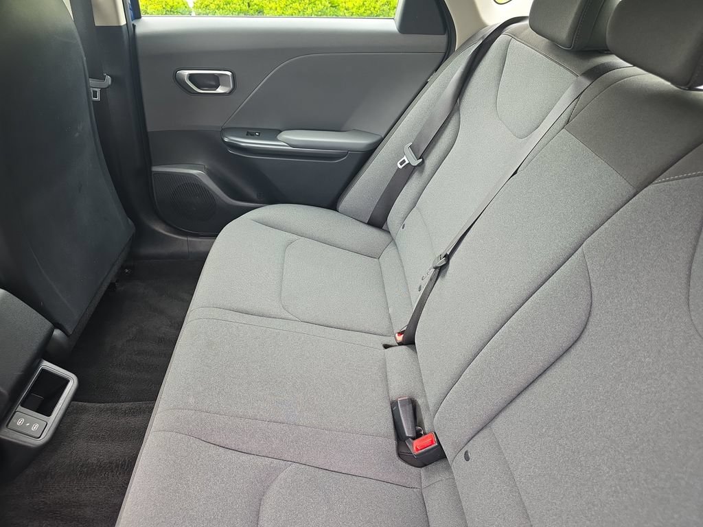 Used 2025 Kia K4 FWD image 17