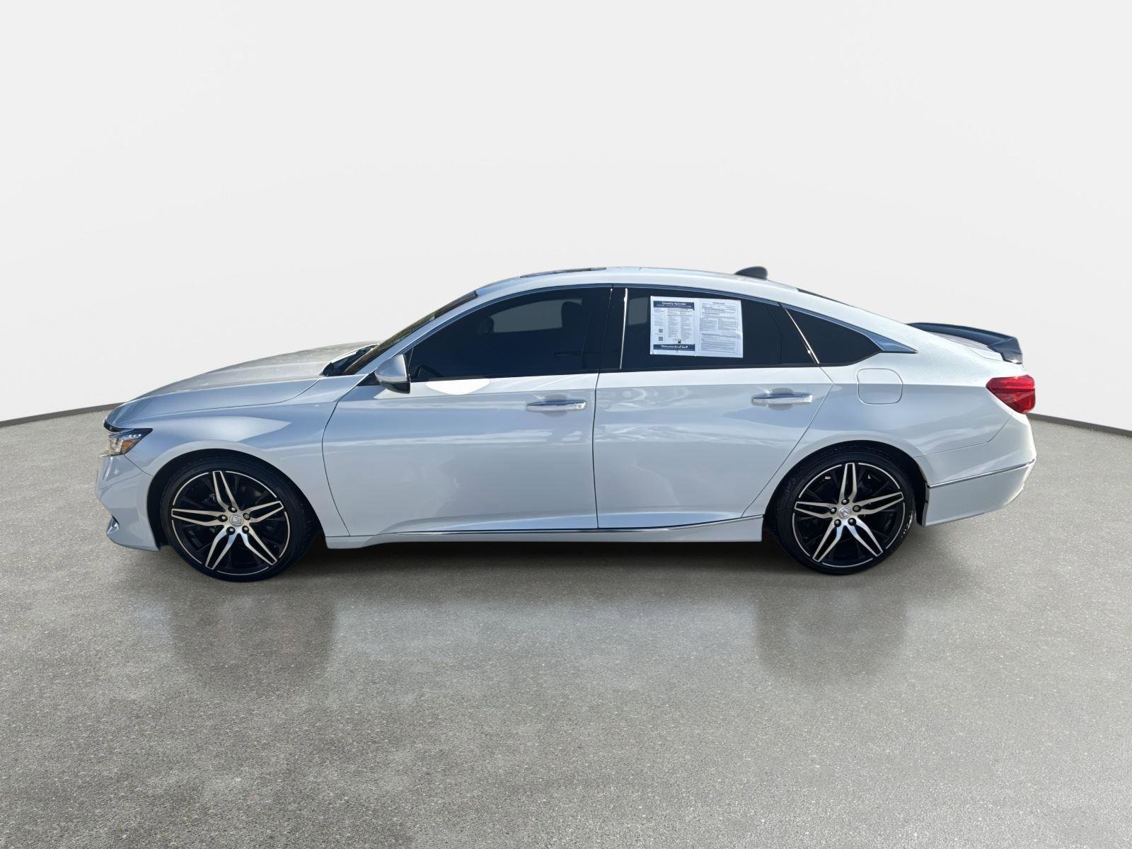 Used 2022 Honda Accord Touring image 8