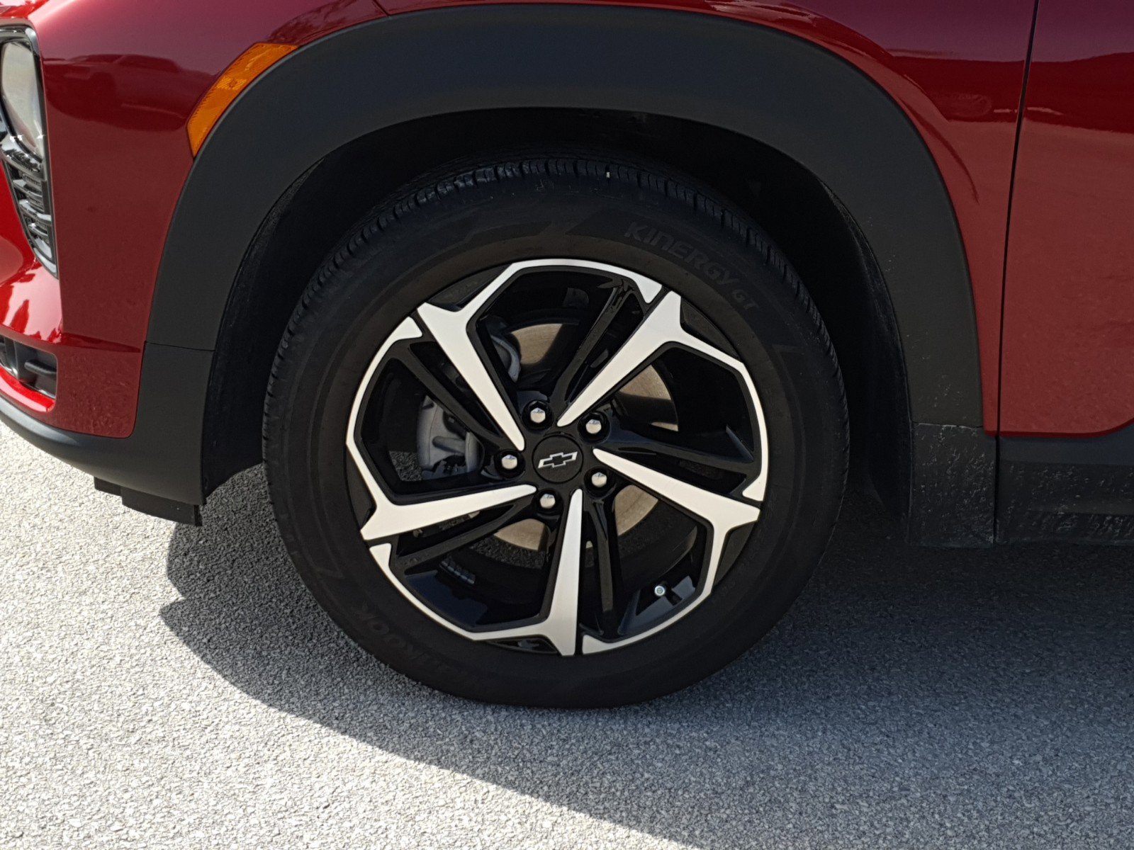 Used 2021 Chevrolet TrailBlazer RS w/ Sun and Liftgate Package FWD image 6