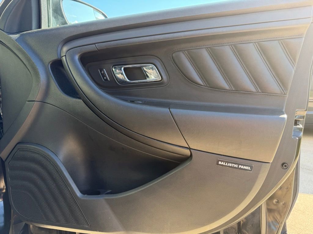 Used 2015 Ford Taurus Police Interceptor AWD image 16