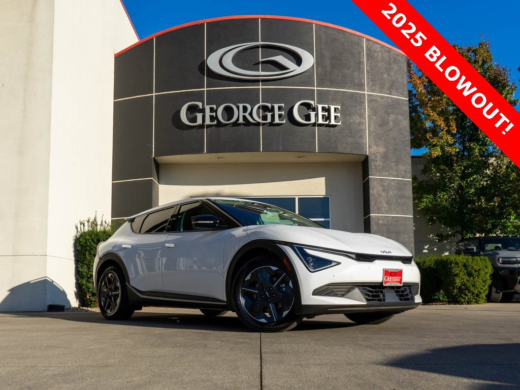 New 2025 Kia EV6 Light