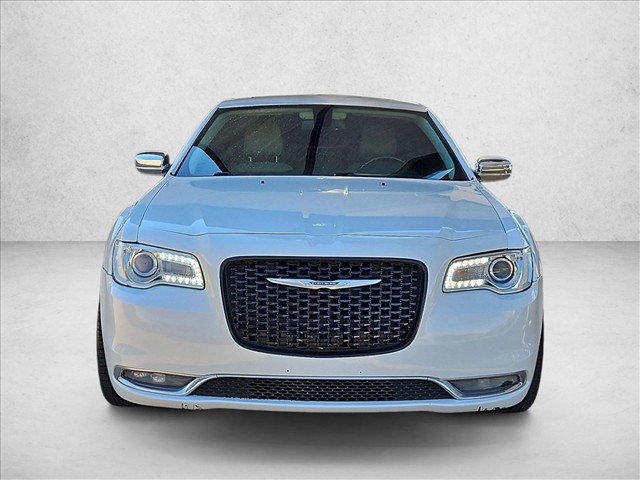 Used 2015 Chrysler 300 C RWD image 2