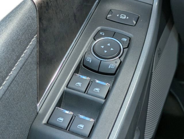 Used 2024 Ford F250 Lariat w/ Lariat Ultimate Package image 25