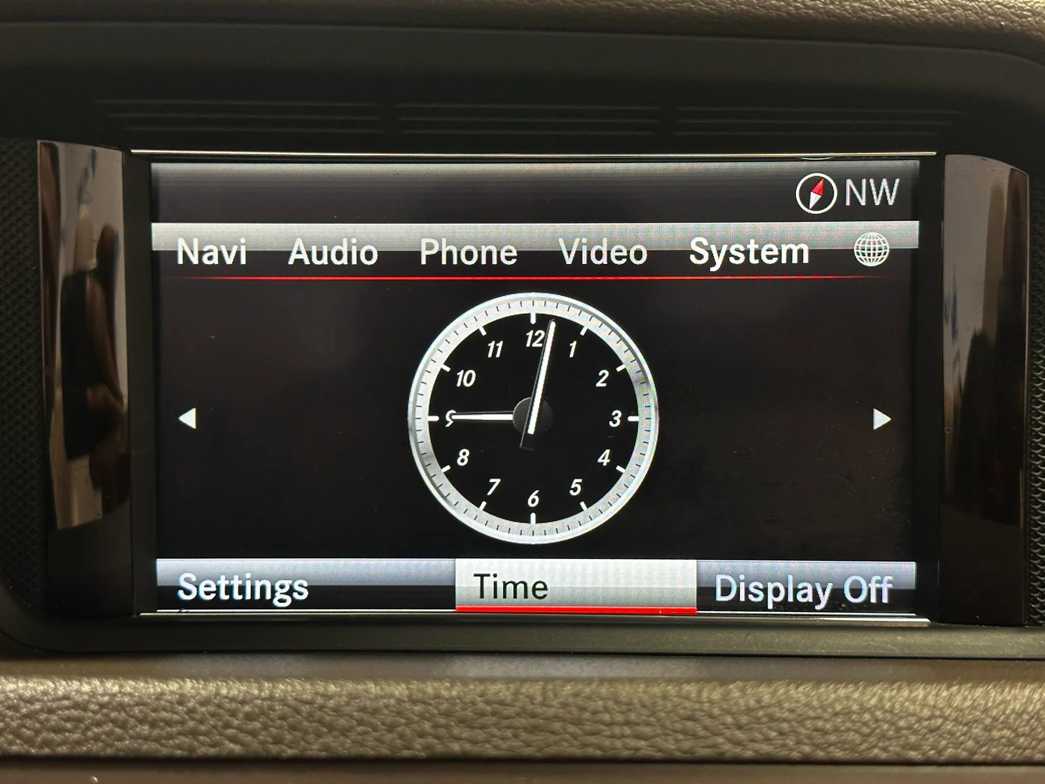 Used 2013 Mercedes-Benz E 350 Cabriolet w/ Premium 1 Pkg image 34
